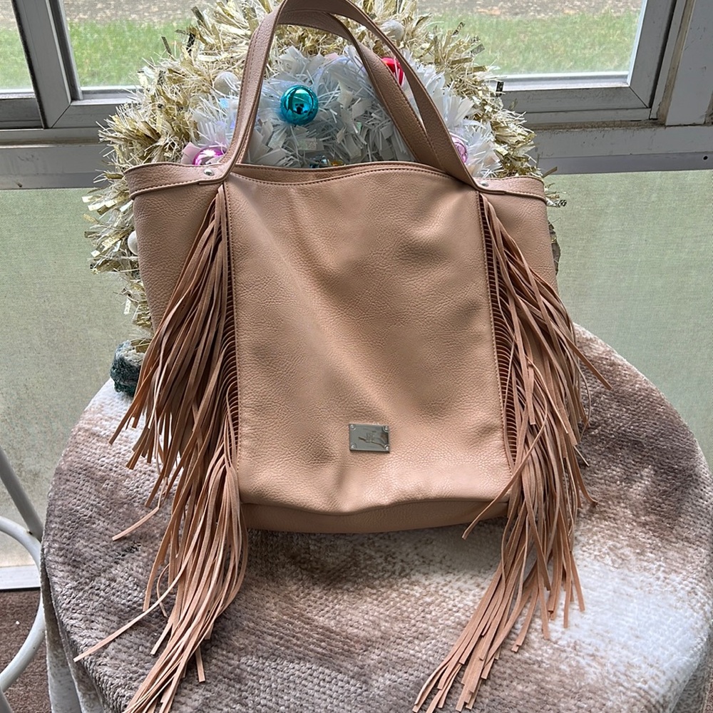 Macys gorgeous fringe bag NWOT